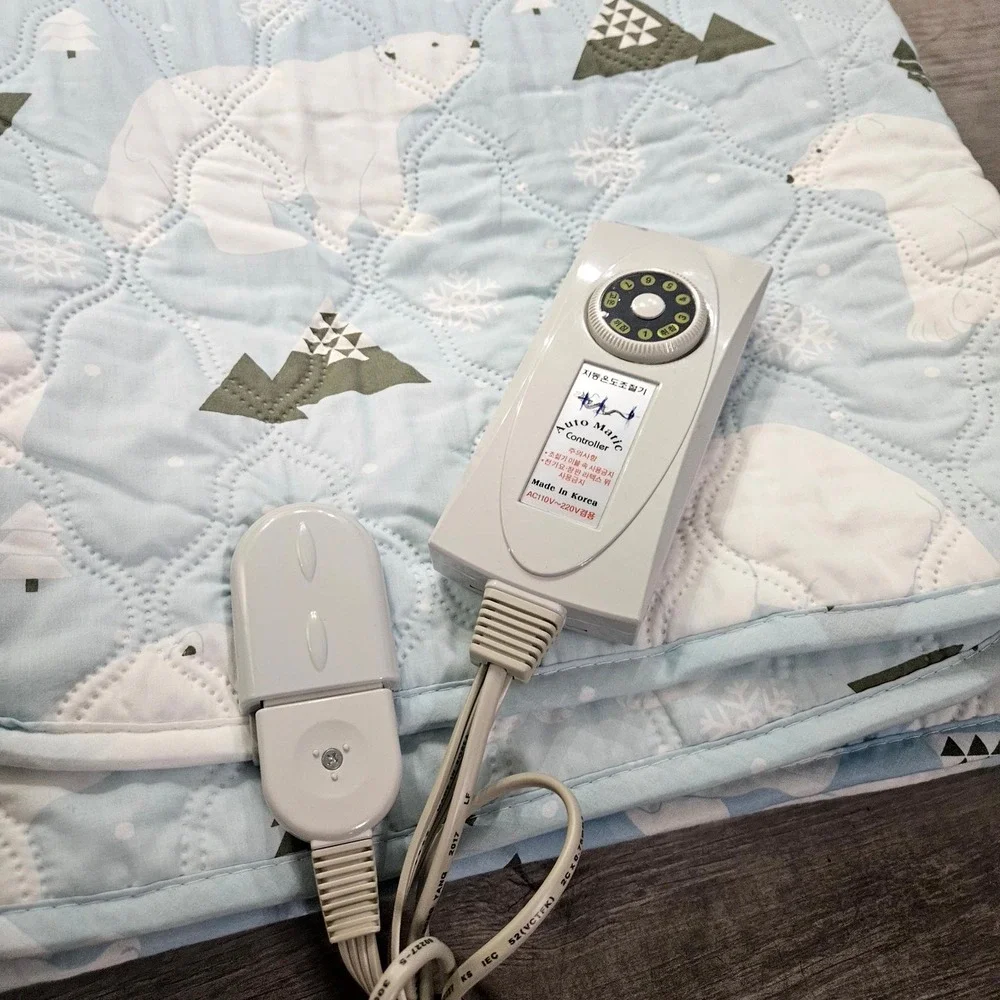 Auto Matic Electric Heated Blanket Light Blue Polar Bear Winter Print 52x70